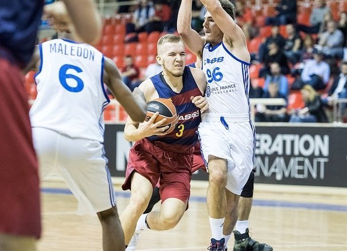 A.Velička surinko 21 naudingumo balą