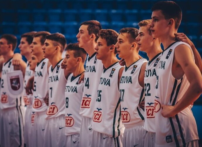 Šešiolikmečiai pasiekė vietą ketvirtfinalyje (FIBA Europe nuotr.)