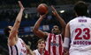 Hinesas per varžovo rankas