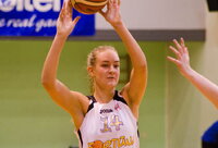 R.Matuzonytė sugriebė net 22 kamuolius