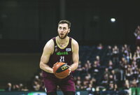 N.Popovičius keliasi į Sombathėjų (Indrė Cibulskaitė/„Lietkabelis“)
