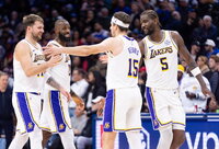 „Lakers“ parduota (Scanpix nuotr.)