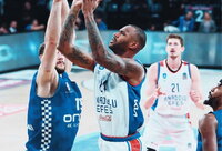 A.M'Baye užkūrė Eurolygos čempionų puolimą