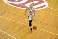D.Saurazaitė norėtų mesti tritaškius kaip S.Curry (Foto: Linas Šilkaitis)