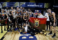 Burgoso ekipa iškovojo trofėjų (FIBA nuotr.)