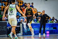 M.Kuzminsko ekipa žygiuoja tvirtai (FIBA nuotr.)
