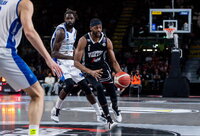 J.Holiday Bolonijoje neužsibuvo (Scanpix nuotr.)