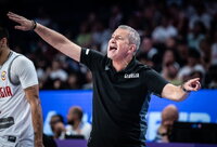 I.Zouros stos prie AEK vairo (FIBA nuotr.)