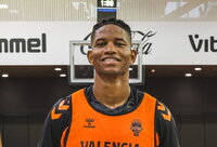 J.Rivero lieka Valensijoje
