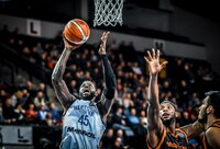 J.Grantas kaip liūtas griūmėsi po krepšiais (FIBA nuotr.)