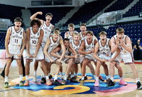 U16 rinktinė nušlavė serbus (FIBA nuotr.)