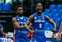 Dominikiečiai po pergalės švaistėsi kumščiais (FIBA nuotr.)