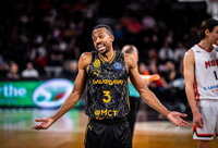 E.McCollumas pataikė svarbius metimus (FIBA nuotr.)