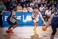 D.J.Horne'as buvo dvigubai rezultatyvesnis už I.Sargiūną (FIBA nuotr.)