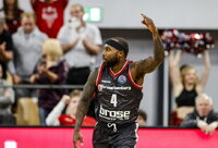 T.Rice'as svarbiu metu pataikė metimus (FIBA Europe nuotr.)