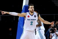 R.J.Hunteris keliasi į Stambulą (FIBA nuotr.)