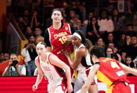 Z.Zhang išsiskiria savo fiziniais duomenimis (FIBA nuotr.)