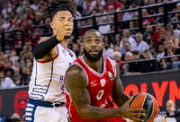 C.Milleris-McIntyre'as vedė OLY į pergalę (Euroleague.net)
