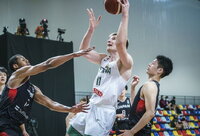 Irano talentai bandys stabdyti Ą.Tubelį (FIBA nuotr.)