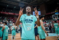K.Antetokounmpo gali atsidurti Pirėjuje