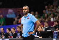 T.Parkeris imasi darbų (FIBA nuotr.)