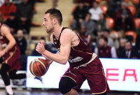 P.Valinskas nuostabiai atakavo iš toli (FIBA Europe nuotr.)