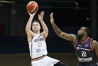 P.Valinskas pademonstravo fantastišką universalumą (FIBA Europe nuotr.)