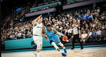 Antetokounmpo