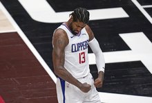 NBA atkrintamosios: „Clippers“ –...