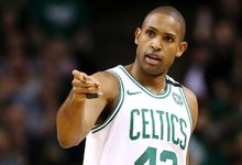 NBA: „Celtics“ – „76ers“