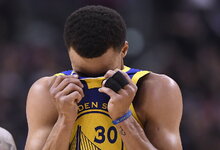 NBA finalas: „Raptors“ – „Golden...