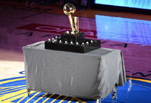 NBA čempionų žiedų įteikimo...
