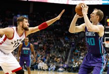 NBA: „Hornets“ – „Raptors“
