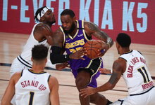 NBA atkrintamosios: „Lakers“ –...