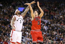 NBA: „Raptors“ – „Bulls“