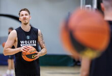 „Wolves“ pirmoji treniruotė