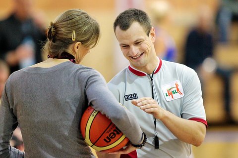 LMKL: „Kibirkštis“ – „Sirenos“