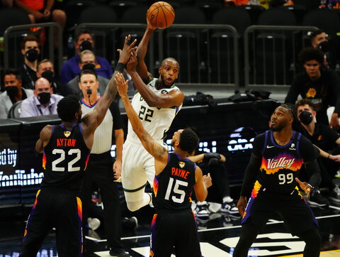 NBA finalas: „Suns“ – „Bucks“
