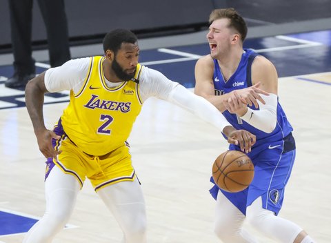 NBA: „Mavericks“ – „Lakers“