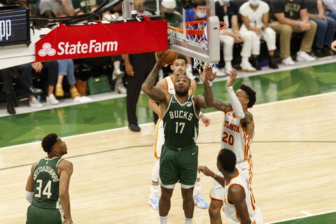 NBA atkrintamosios: „Bucks“ – „Hawks“