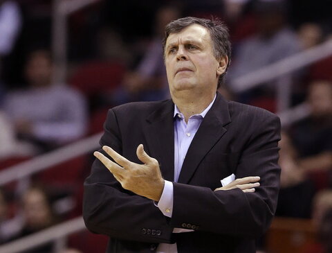 NBA: „Rockets“ – „Suns“