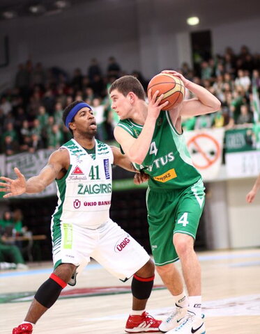 Alytaus krepšininkams nebuvo lengva įveikti Dejuan Collins'o ginybos