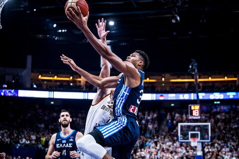 Antetokounmpo