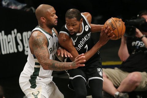 NBA: „Nets“ – „Bucks“