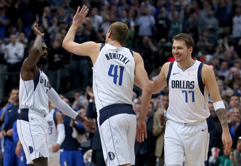 NBA: „Pelicans“ – „Mavericks“