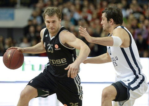 Eurolyga: "Brose Baskets" - "Anadolu Efes"