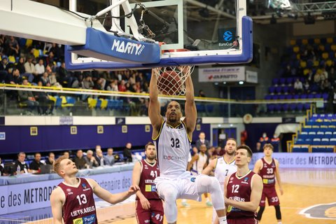„Metropolitans 92“ – „Lietkabelis“