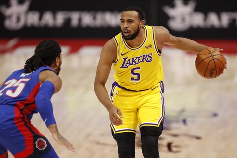 NBA: „Lakers“ – „Pistons“