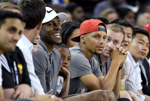 Curry ir Iguodala