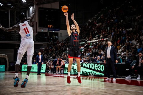 „UnaHotels“ – „Rytas“